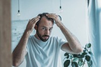 chute-cheveux-homme-normal