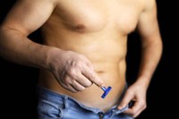 que-faire-poil-incarne-pubis