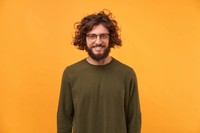 cheveux-mi-long-homme-boucles