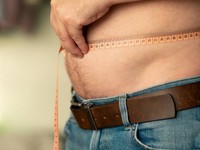 prise-de-poids-inexpliquee-homme