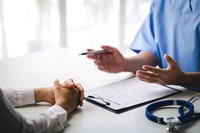 consulter-un-medecin-pour-diagnostiquer-infection-urinaire