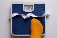 kyste-ovarien-fait-il-prendre-du-poids