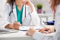 consulter-un-medecin-pour-soigner-son-infection-urinaire