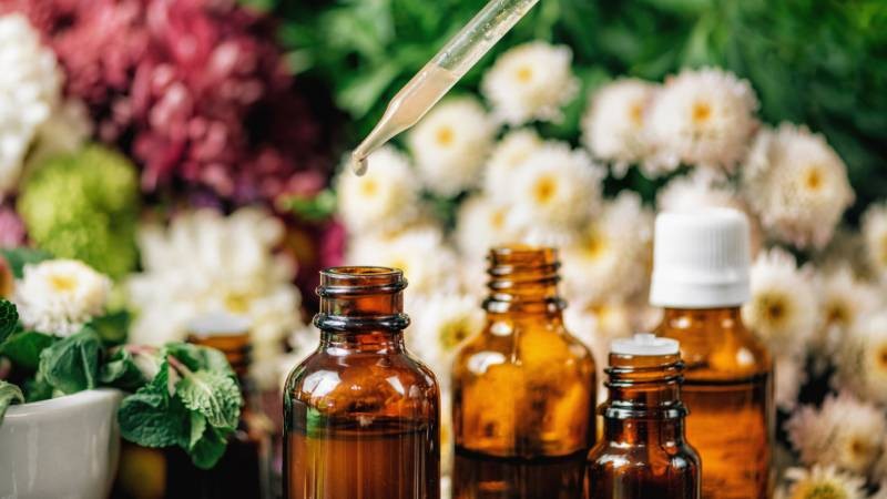 Fleurs de Bach pour maigrir : avis, composition et utilisation | Charles.co