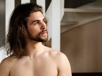 permanente-homme-cheveux-longs