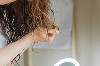 comment-friser-ses-cheveux