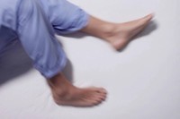 syndrome-des-jambes-sans-repos-traitement-naturel