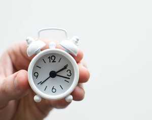 Quelle est la durée du temps de sommeil nécessaire chez un adulte ?