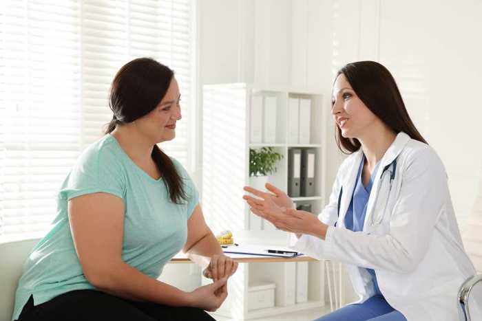 Prostate femme : rôle, cancer et symptômes en cas de souci