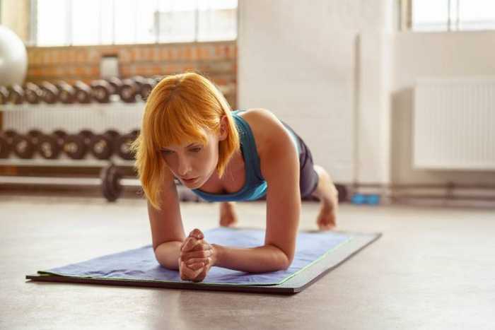Exercice bas du ventre : abdos, femme et homme