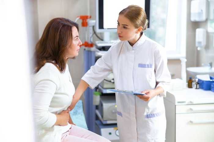 Douleur bas du ventre : causes et solutions